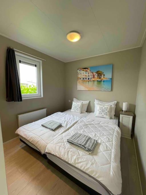 Luxus Cube In Lathum, Naehe Arnheim Apartment Bagian luar foto