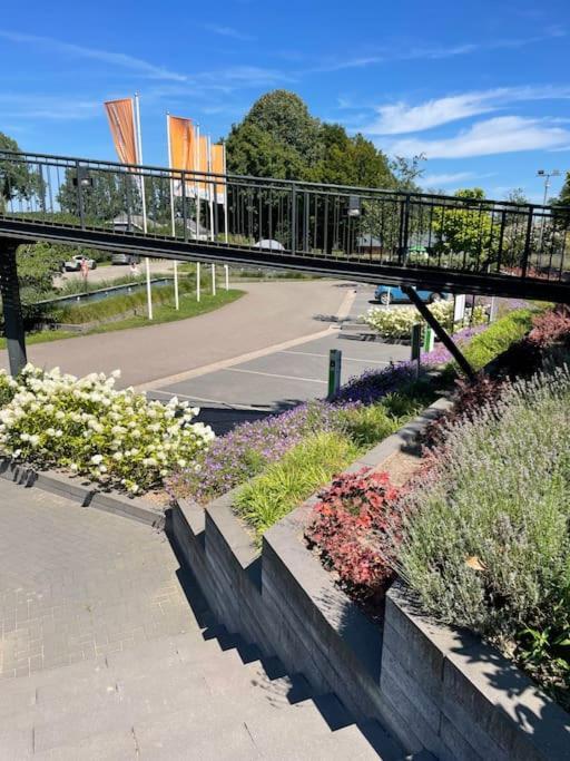 Luxus Cube In Lathum, Naehe Arnheim Apartment Bagian luar foto