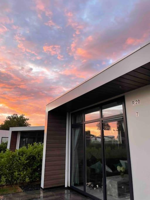 Luxus Cube In Lathum, Naehe Arnheim Apartment Bagian luar foto