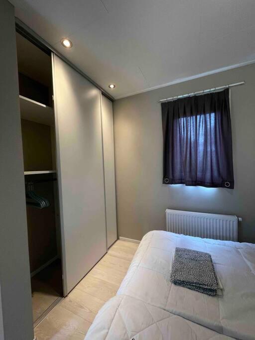 Luxus Cube In Lathum, Naehe Arnheim Apartment Bagian luar foto