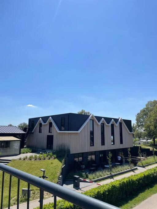Luxus Cube In Lathum, Naehe Arnheim Apartment Bagian luar foto